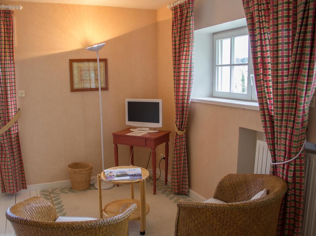 Maison D'Hotes L'Escale Bains-les-Bains Buitenkant foto